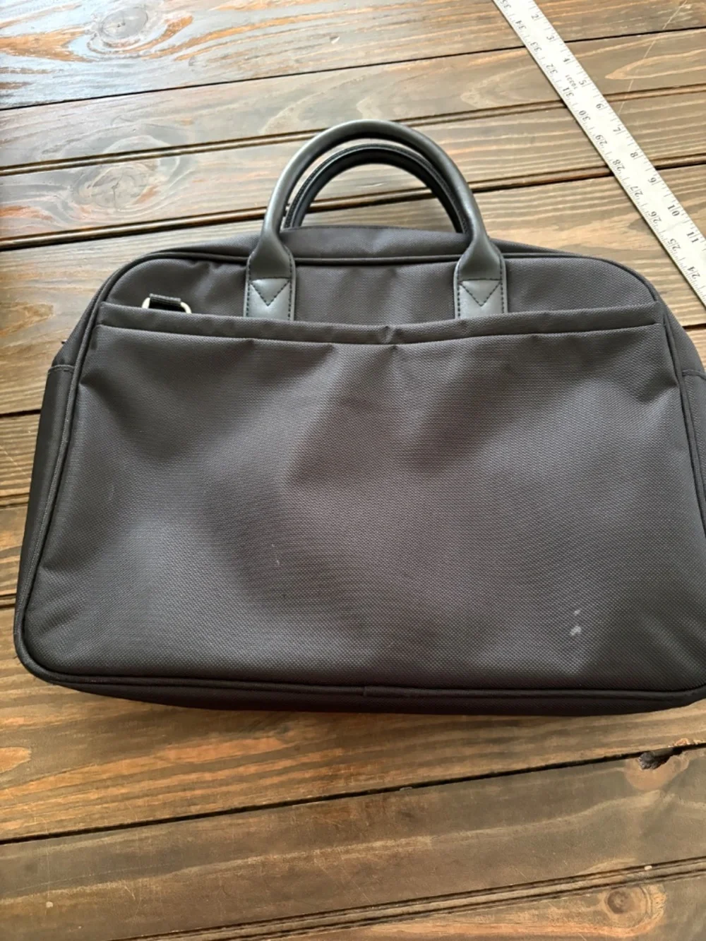 Sumdex 13 inch Black Laptop Crossbody Shoulder Removeable Strap Bag